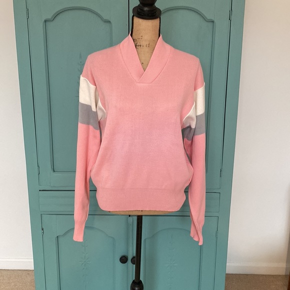 VTG Obermeyer Pink Ladies Ski Sweater. Large. Made in Hong Kong. - Picture 2 of 7